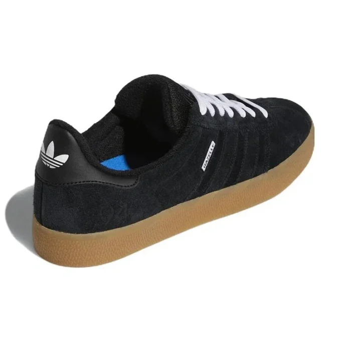 Adidas Gazelle Adv „Black Gum”
