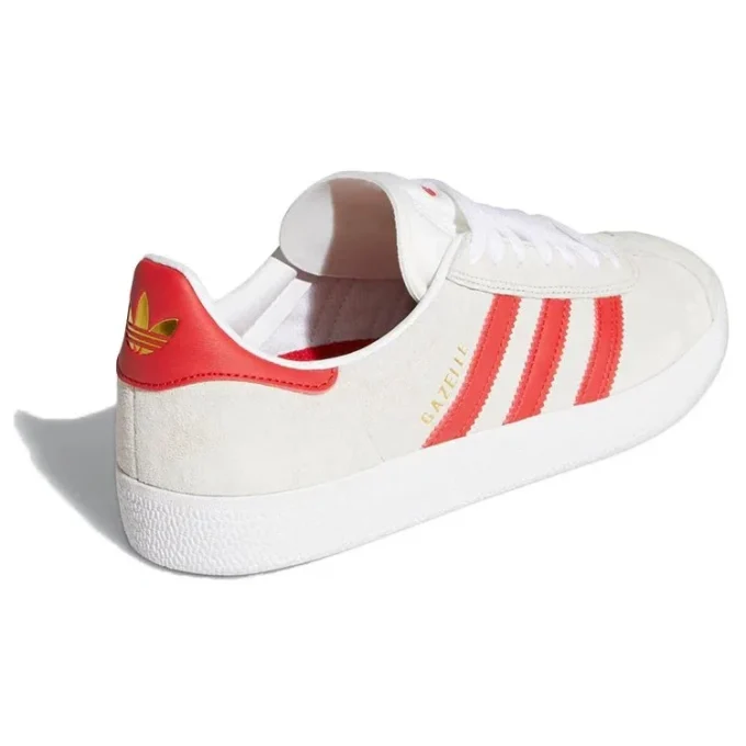 Adidas Gazelle Adv „Ivory Scarlet”