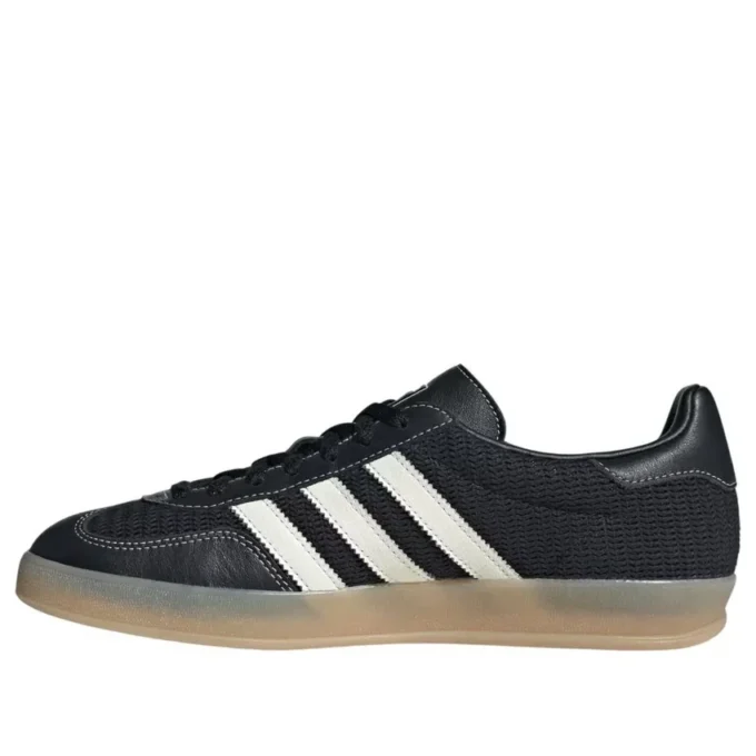 Adidas Gazelle Indoor „Black off White”